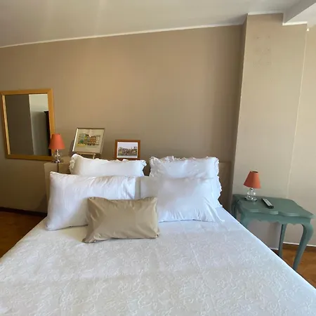 Guest house Jardim Do Morro Places