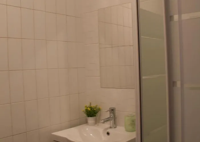 Jardim Do Morro Places Gasthuis *