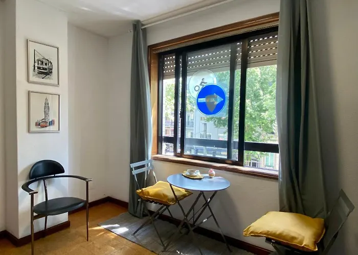 Jardim Do Morro Places *