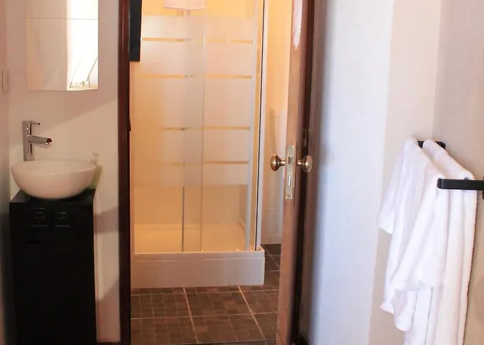 Jardim Do Morro Places Gasthuis *