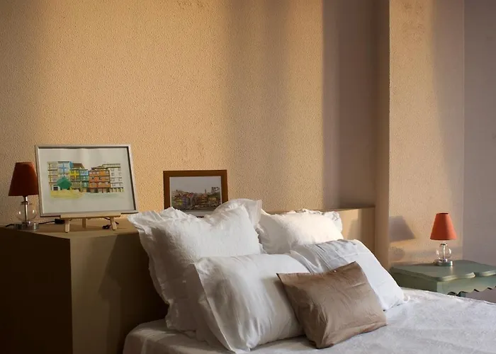 Jardim Do Morro Places *