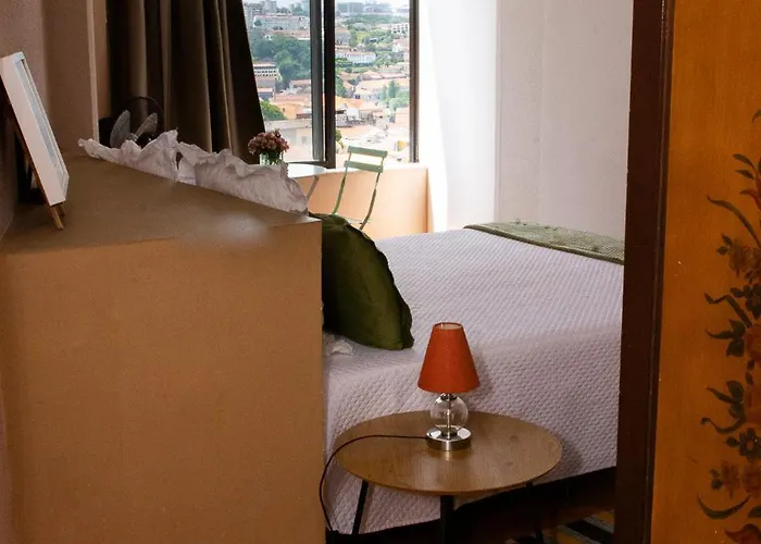 Jardim Do Morro Places *